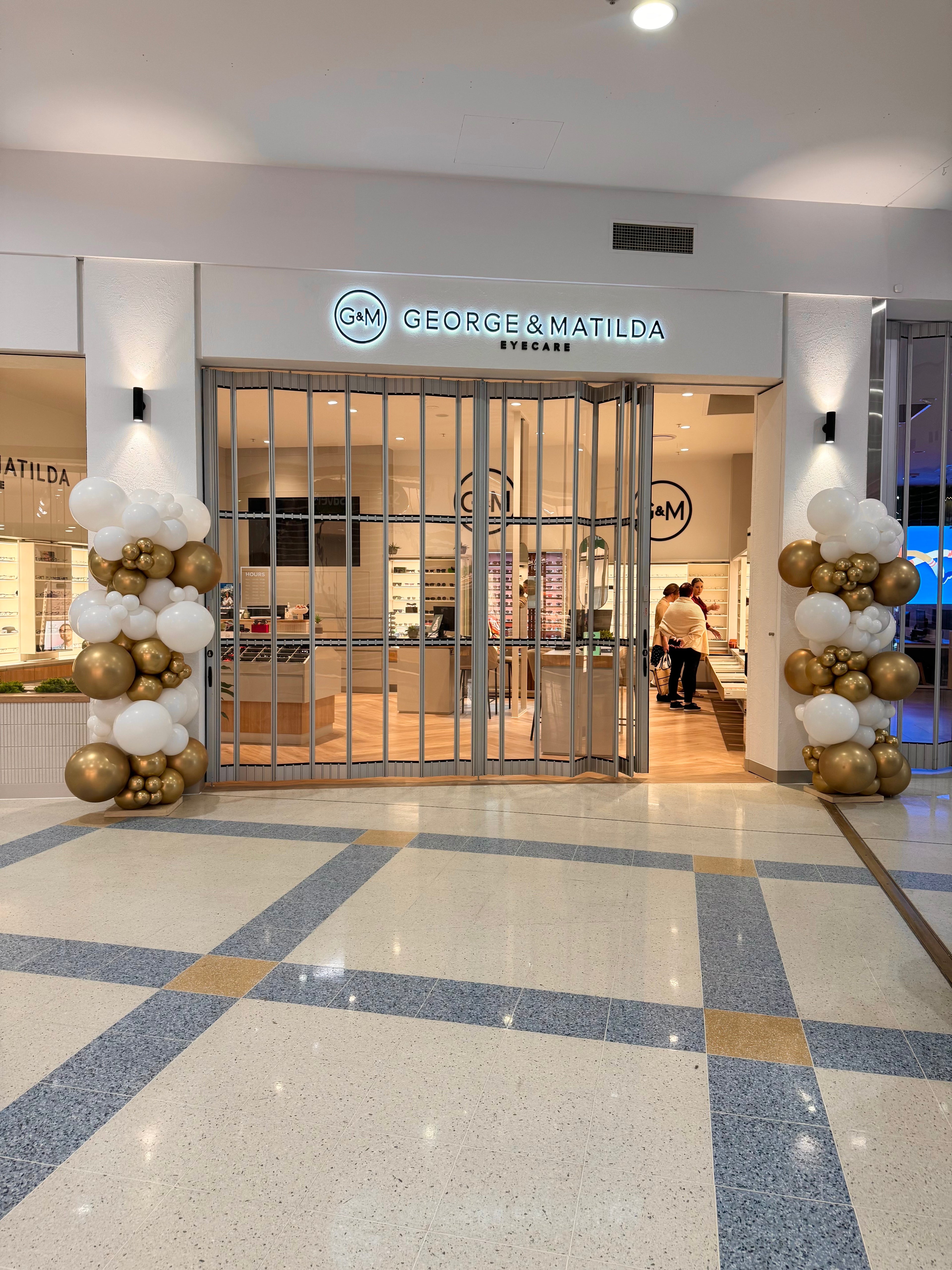 Colourful balloon arch for birthday, wedding, or corporate event styling across Brisbane, Gold Coast & Sunshine Coast

Custom balloon arch installation for luxury events, styled for unforgettable celebrations in Brisbane & Gold Coast

Elegant balloon arch for weddings and milestone parties, designed for Gold Coast, Brisbane, and Sunshine Coast events

Large-scale balloon arch as a statement décor piece for Brisbane, Gold Coast & Sunshine Coast celebrations

Personalised balloon arch styling for birthdays,Cu