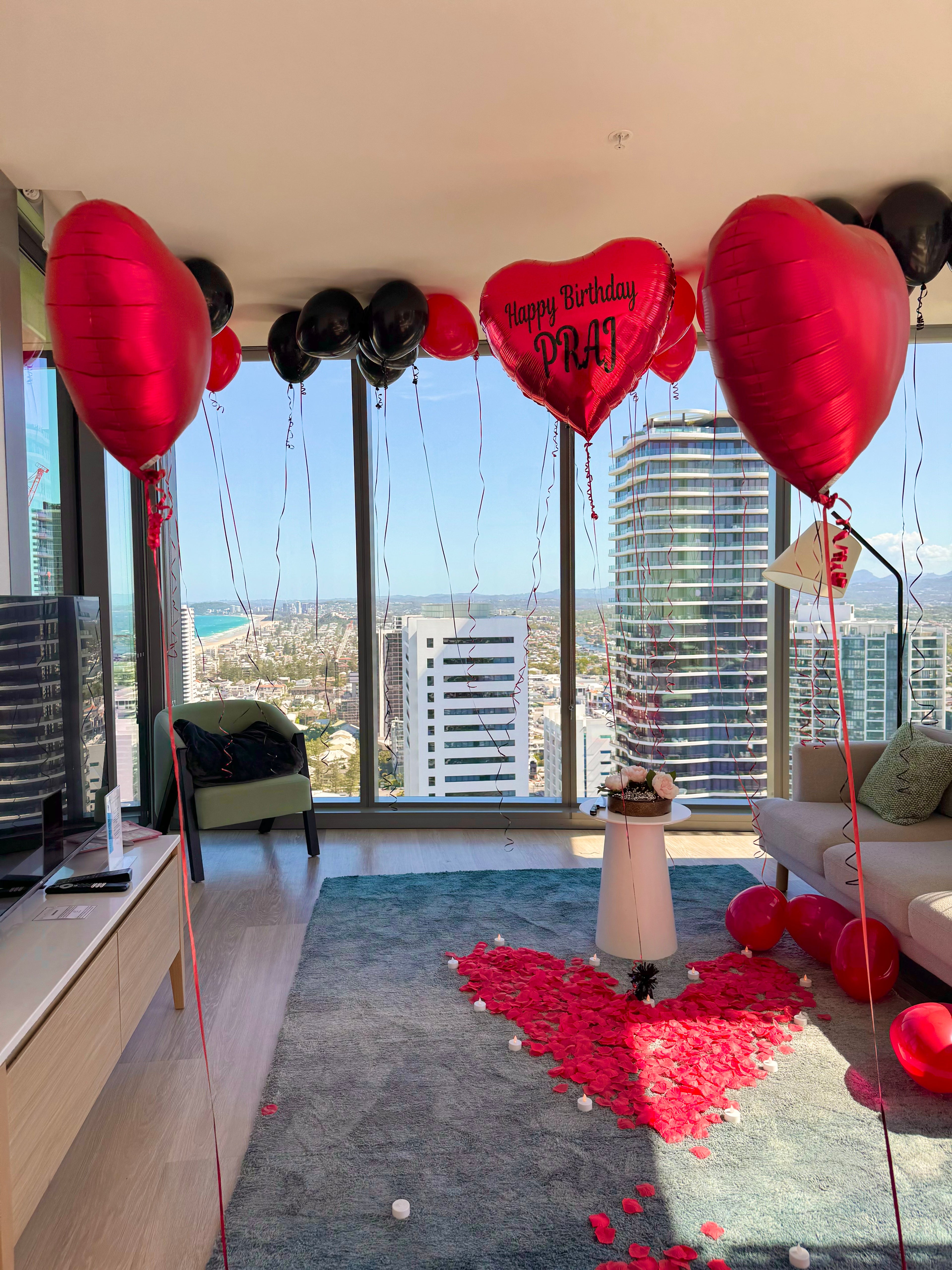 Luxury balloon styling inside a Brisbane hotel room for birthday or anniversary surprise

Gold Coast hotel room balloon installation creating a picture-perfect surprise moment

Sunshine Coast hotel room balloon décor styled for a luxury celebration